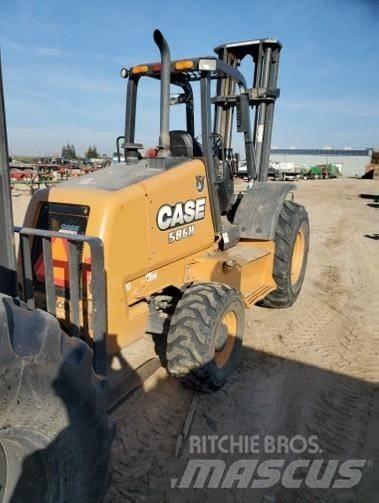 CASE 586H Terenski viličar