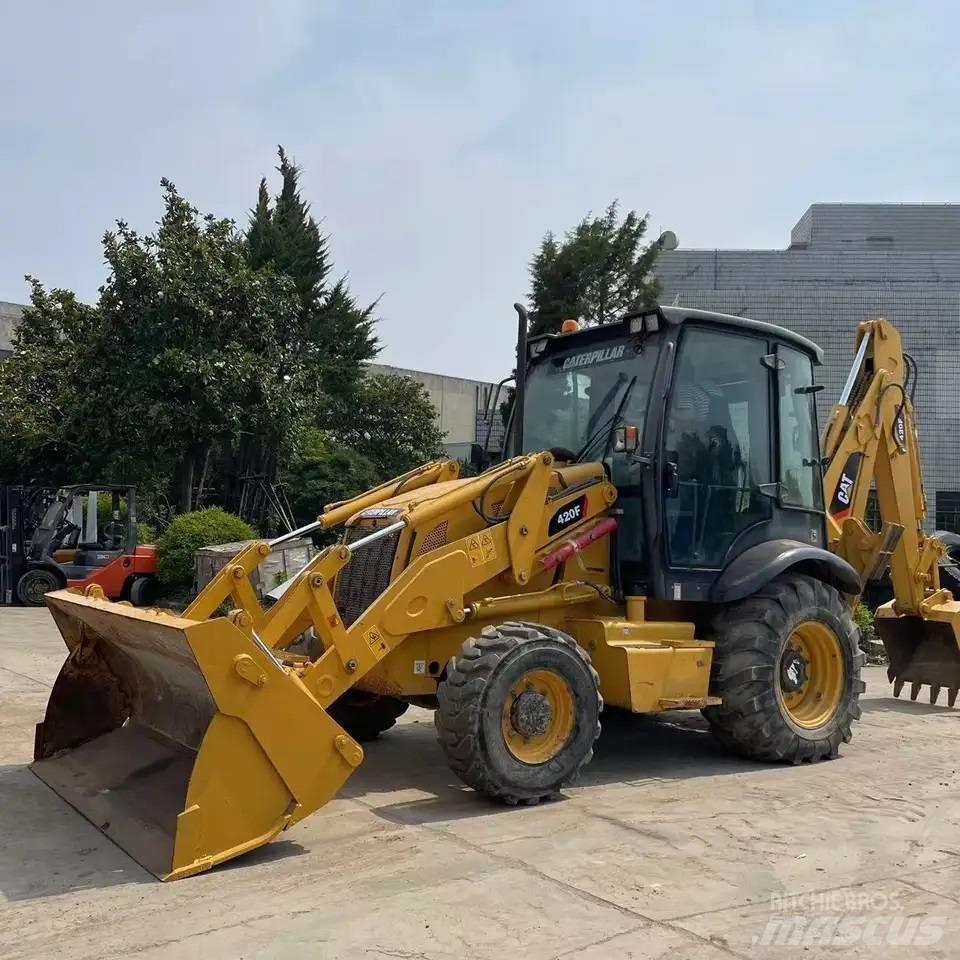 CAT 420 F Utovarni rovokopači