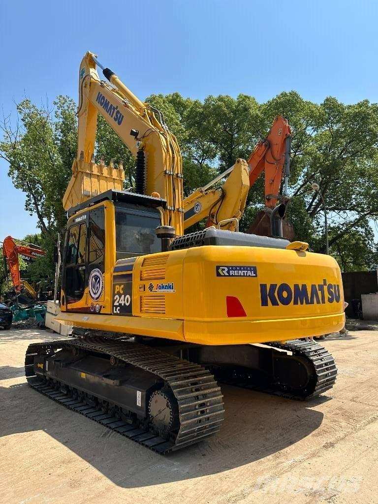 Komatsu PC 240 Bageri gusjeničari