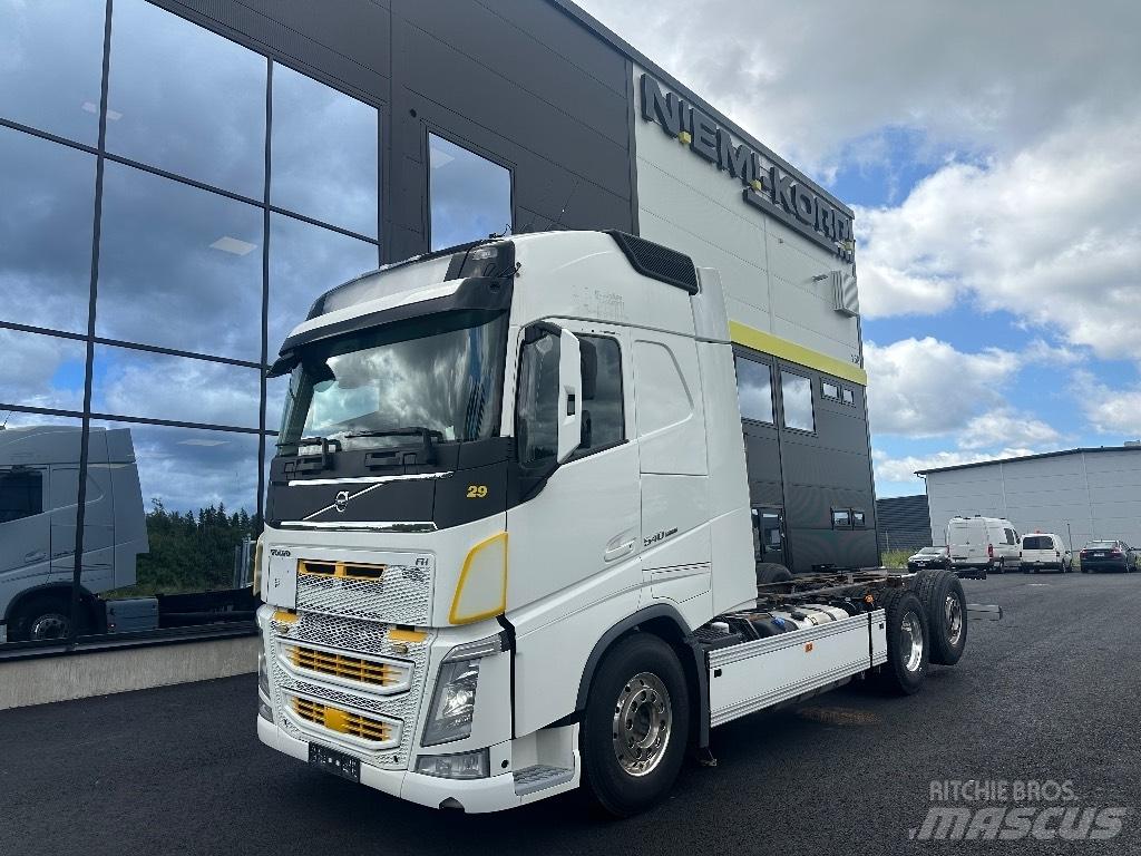 Volvo FH13 540 6x2*4 Kamioni-šasije