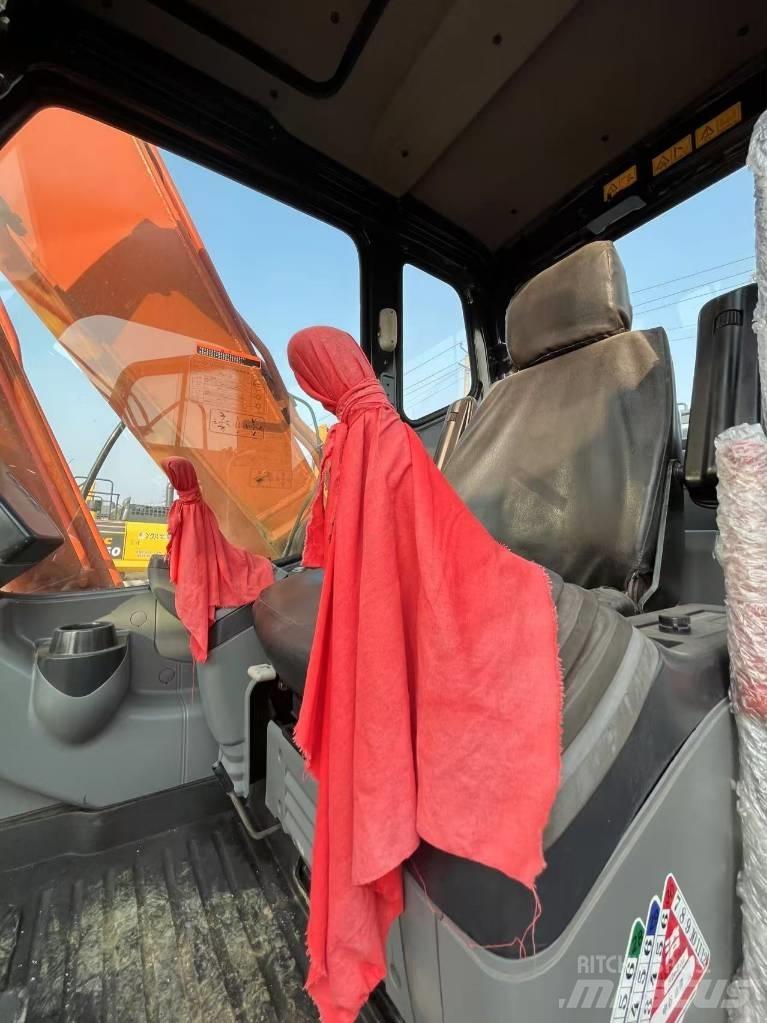 Hitachi ZX 160 Bageri gusjeničari