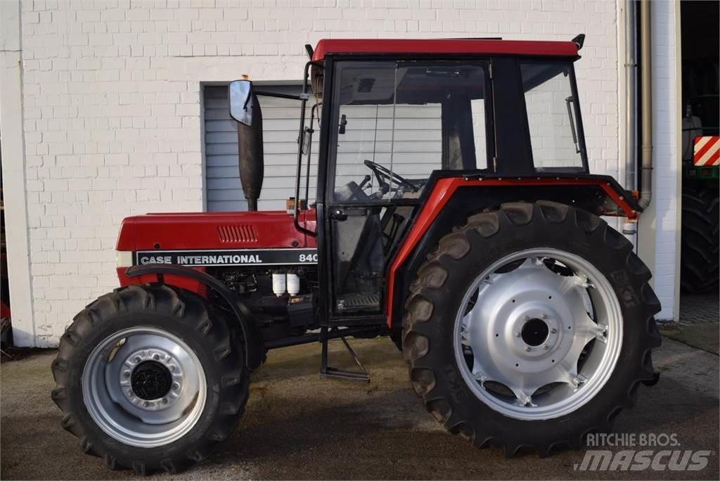 Case IH 840 Traktori