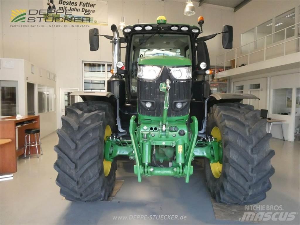 John Deere 6250R Traktori