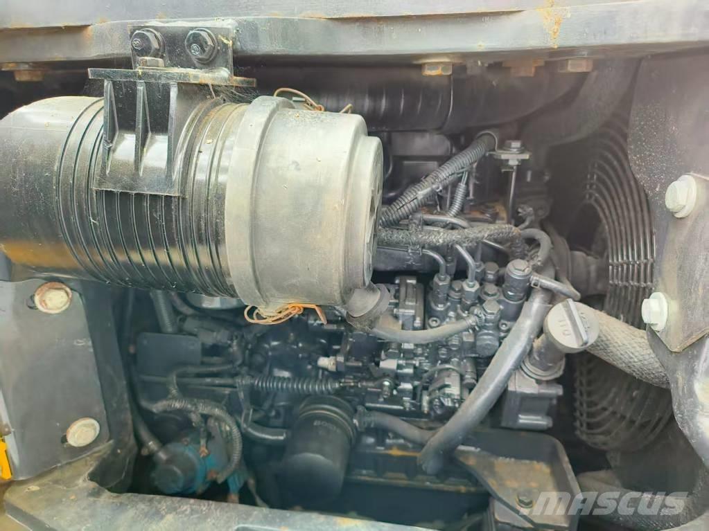 Komatsu PC 40 MR Mini bageri <7t