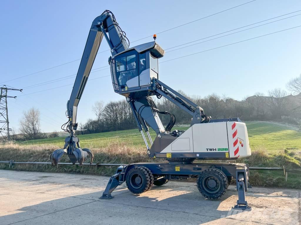 Terex Ecotec TWH228 Bageri za manipuliranje materijalom / otpadom