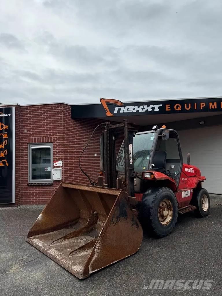 Manitou MC 30 D Terenski viličar