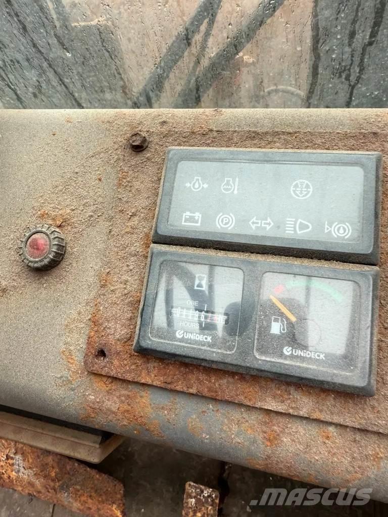Manitou MC 30 D Terenski viličar