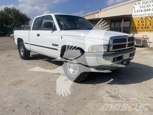 Dodge 2500SLT Ostalo