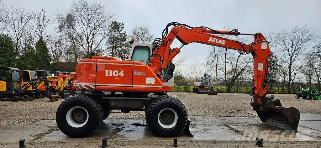 Atlas 1304 Bageri na kotačima