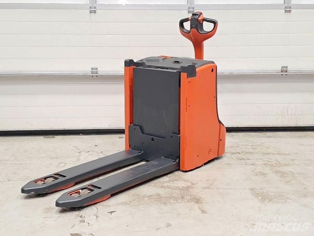 Linde T16L Ručni paletni viličar