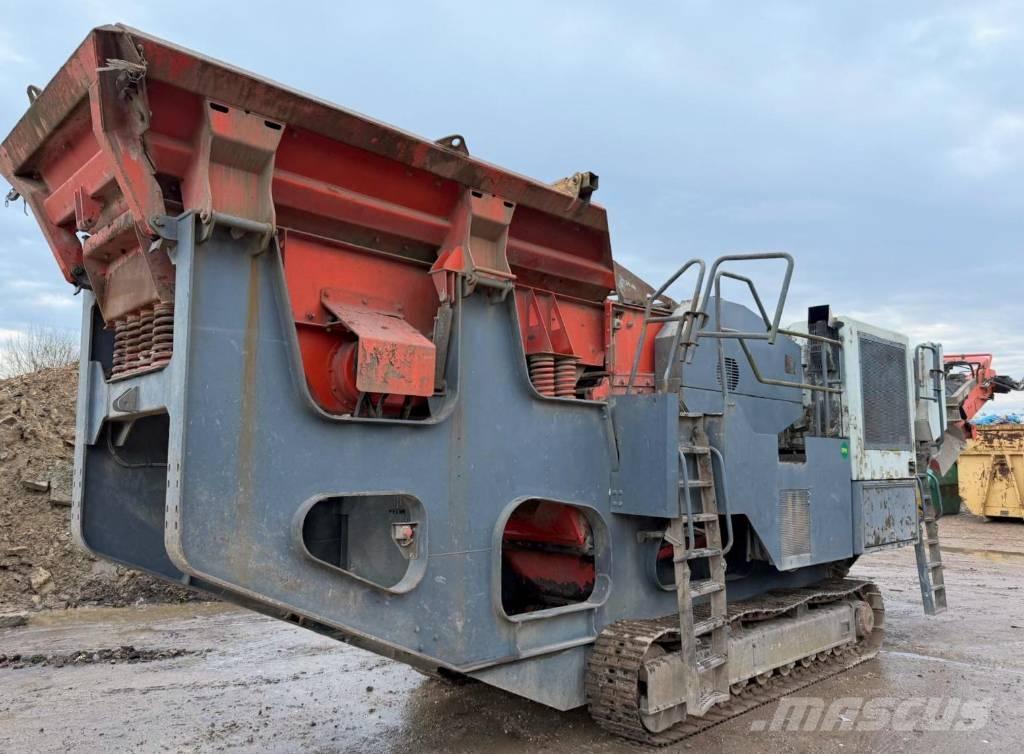 Sandvik QJ 241 Mobilne drobilice