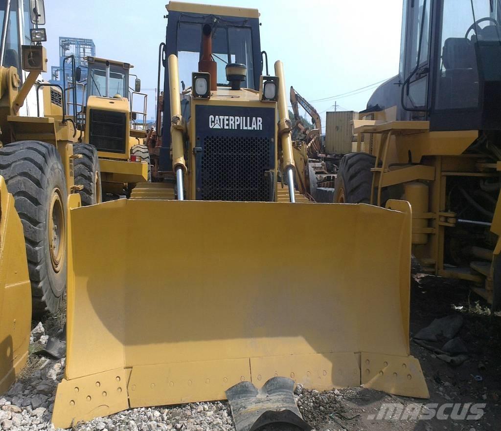CAT D 6 G LGP II Buldožeri gusjeničari