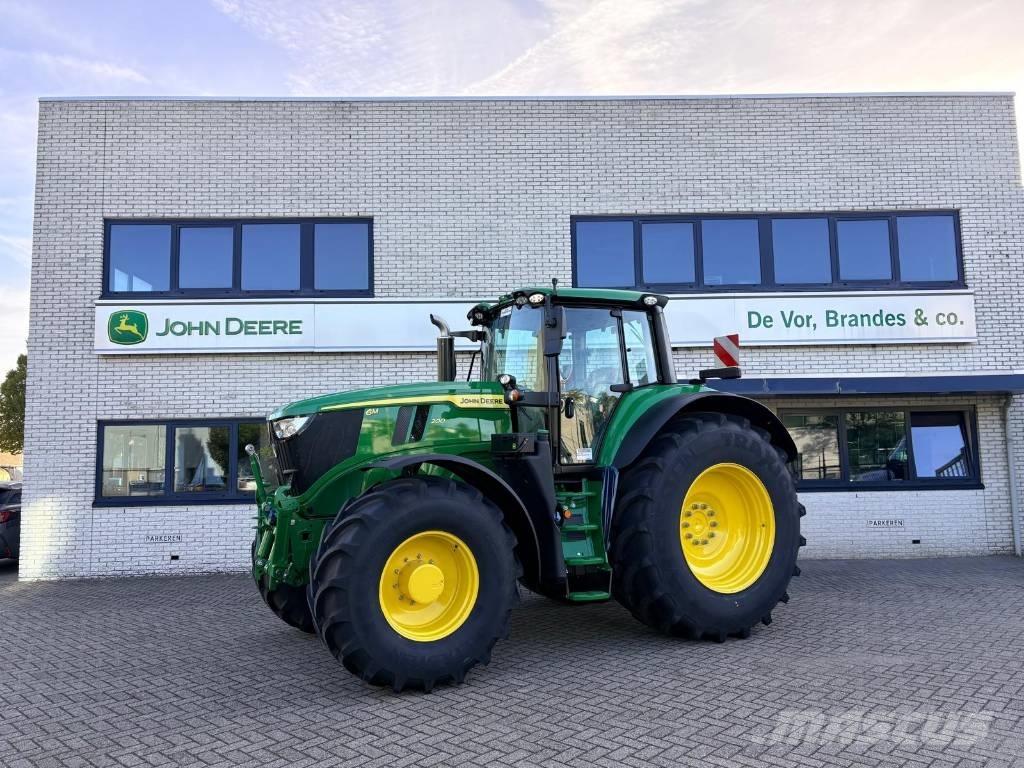 John Deere 6M200 Traktori