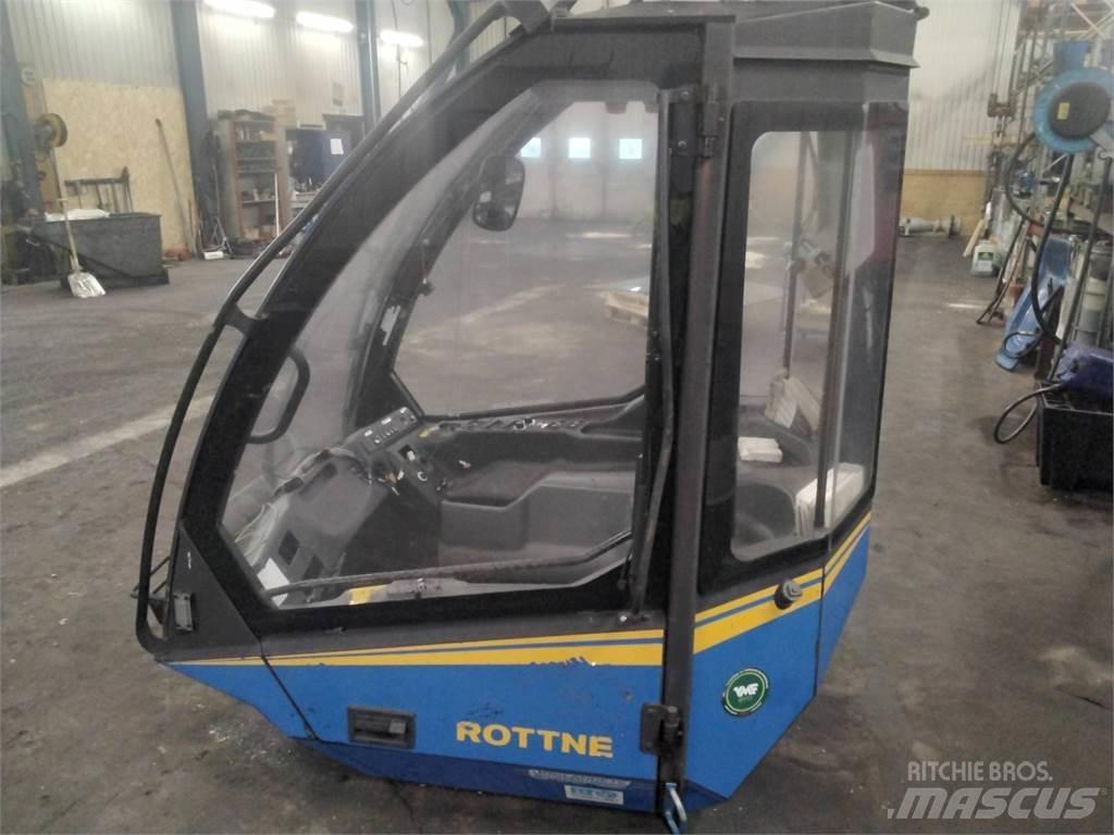 Rottne H20 Kabine i unutrašnjost