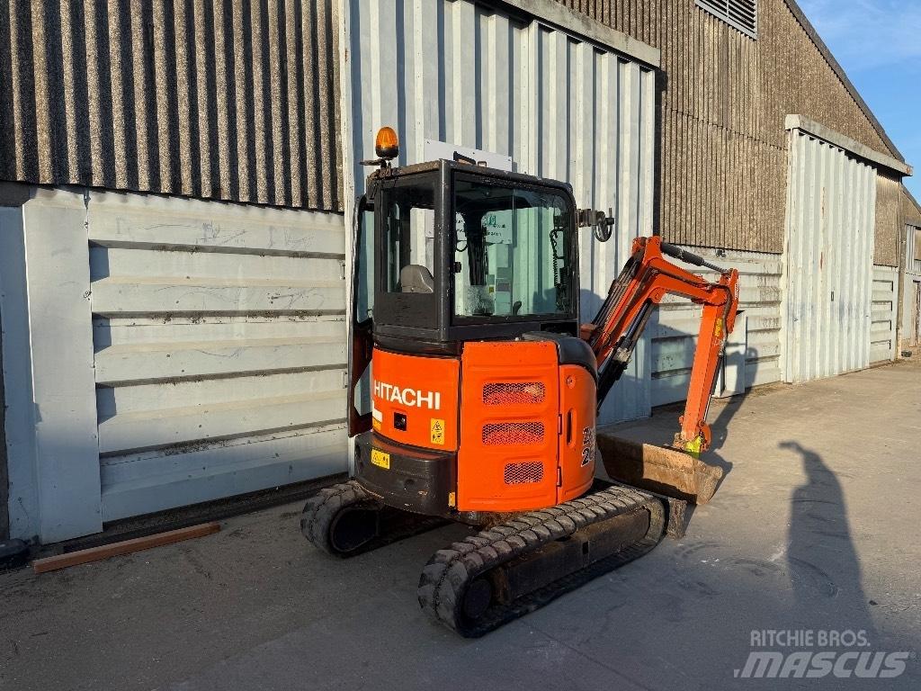 Hitachi ZX 26 Mini bageri <7t