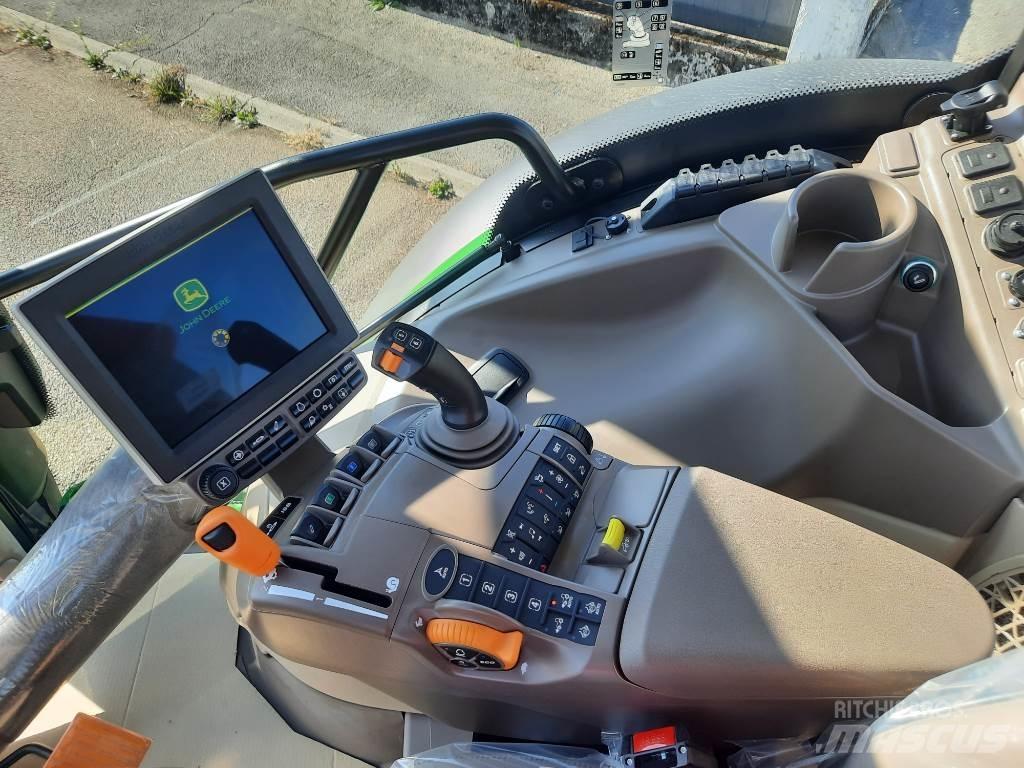 John Deere 6R130 Traktori
