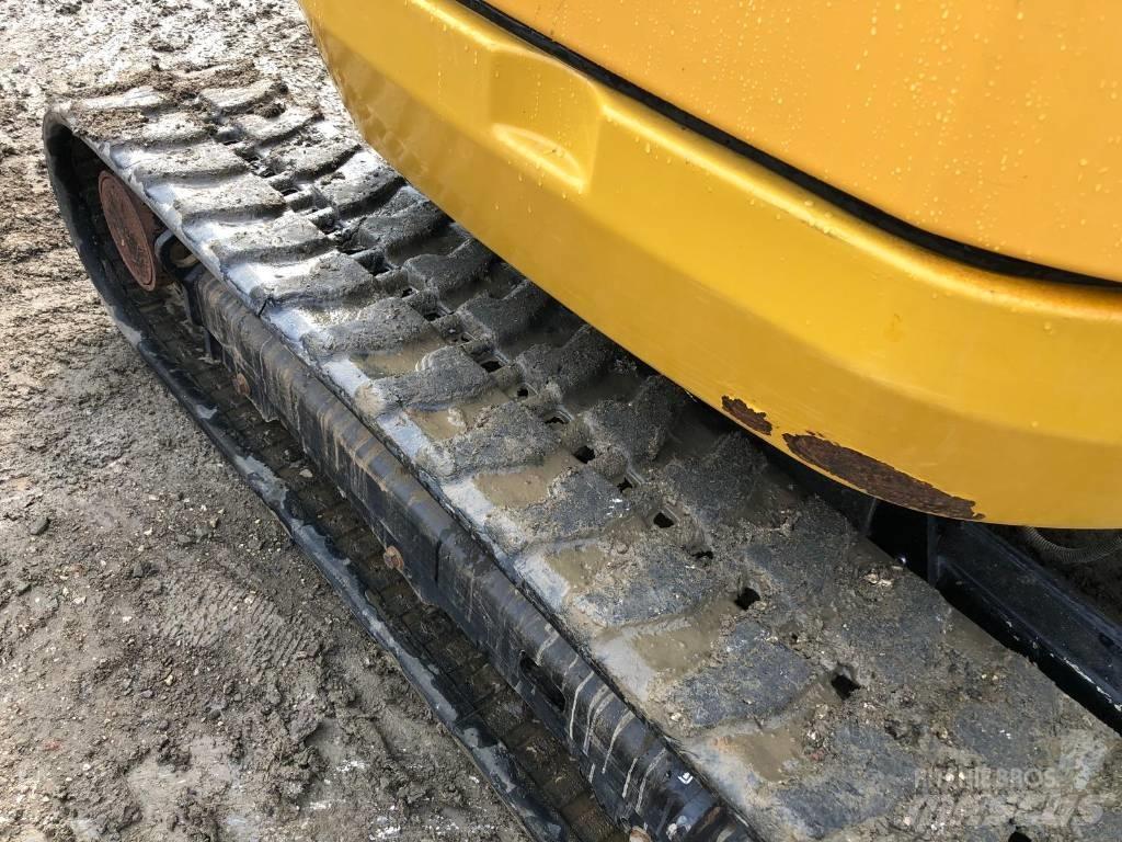CAT 302.7 D Mini bageri <7t