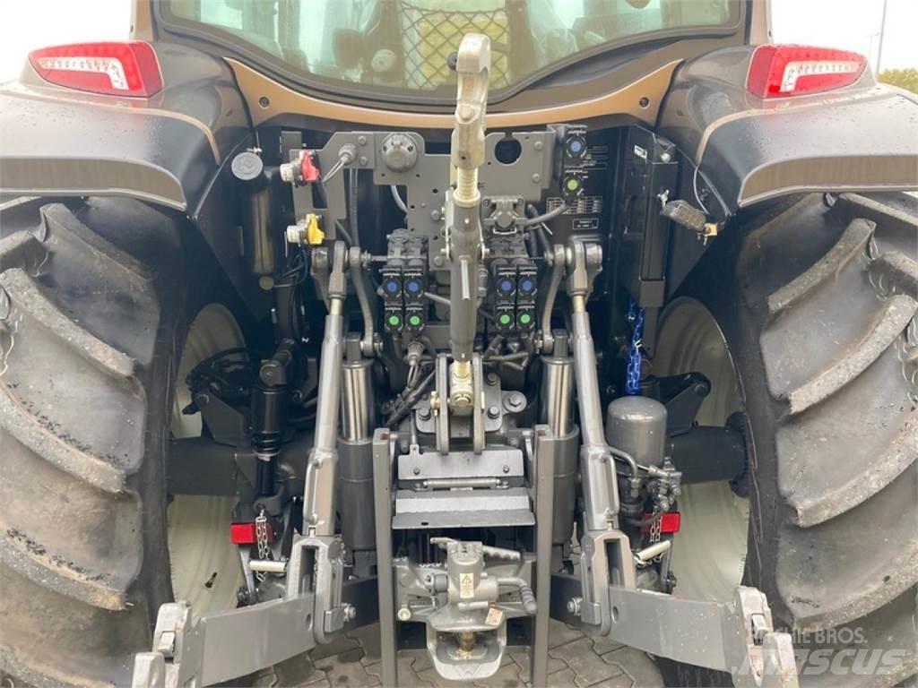 Valtra G115V Traktori