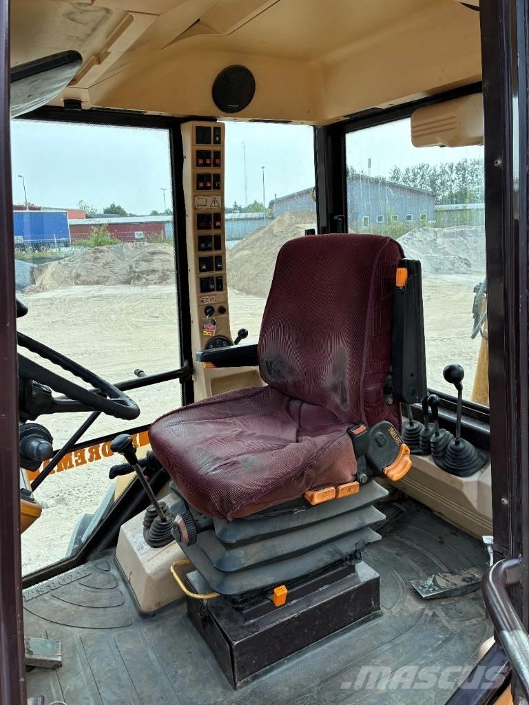 Hydrema 906 C Utovarni rovokopači