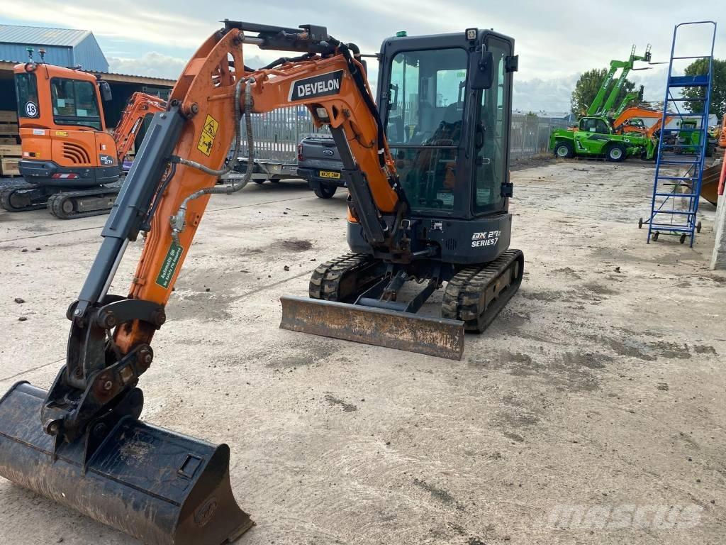 Develon DX 27 Z-7 Mini bageri <7t