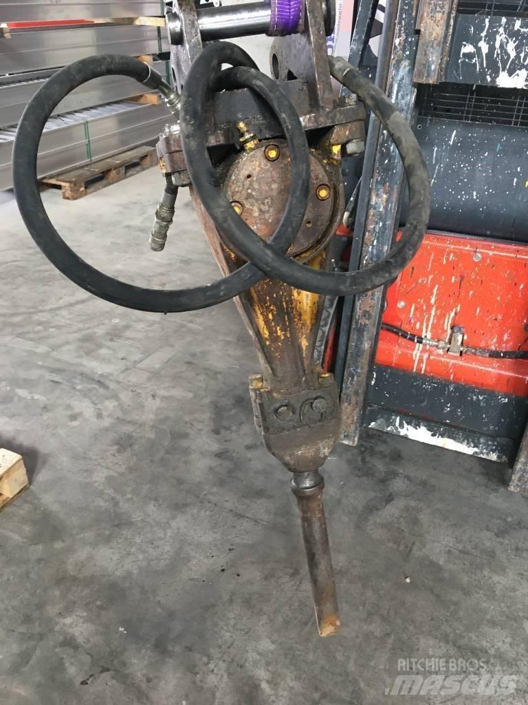 Atlas Copco SBC 115 Čekići