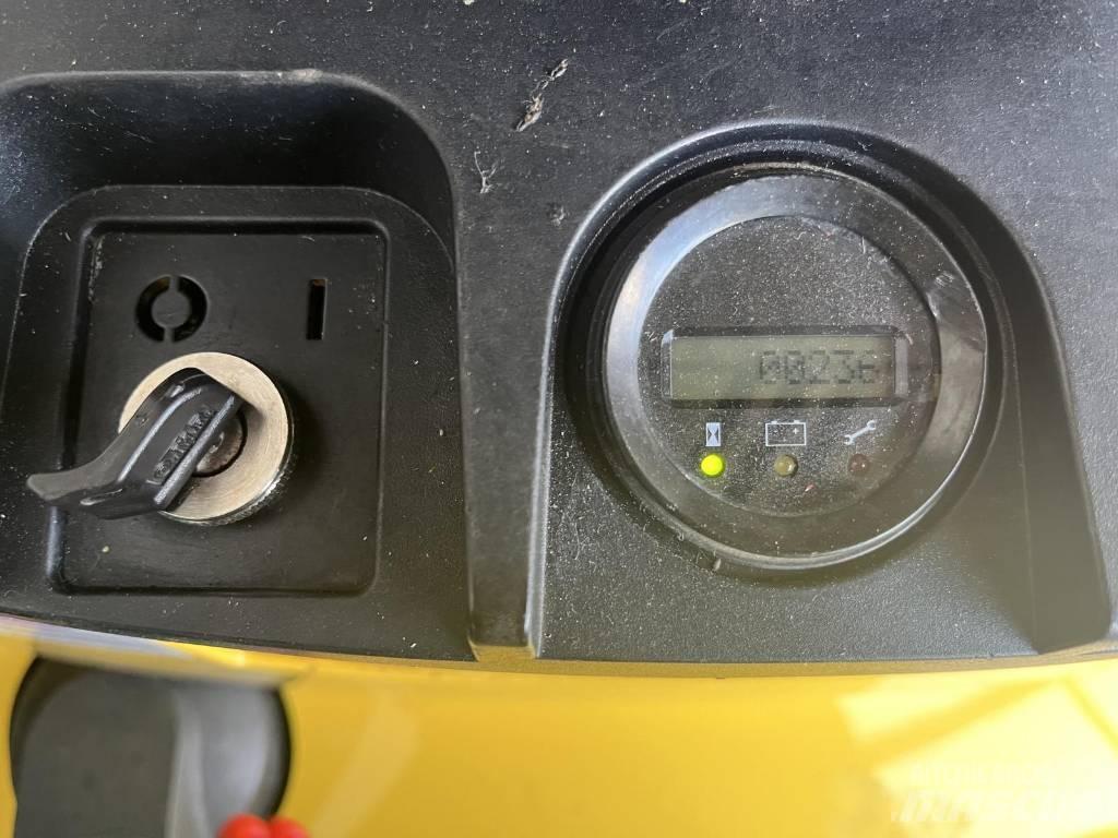 Hyster S1.0E Nisko podizni električni viličar