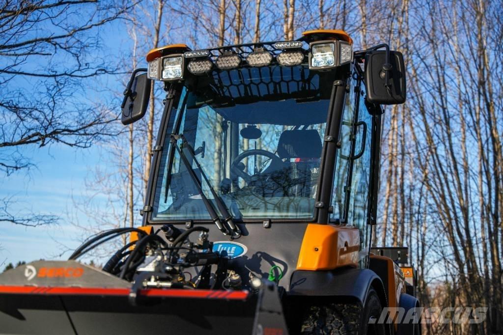 Wille 275 Delta Pomoćni strojevi