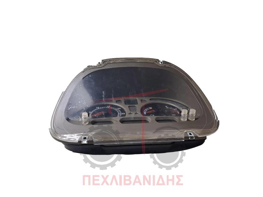 CASE maxxum Kabine i unutrašnjost