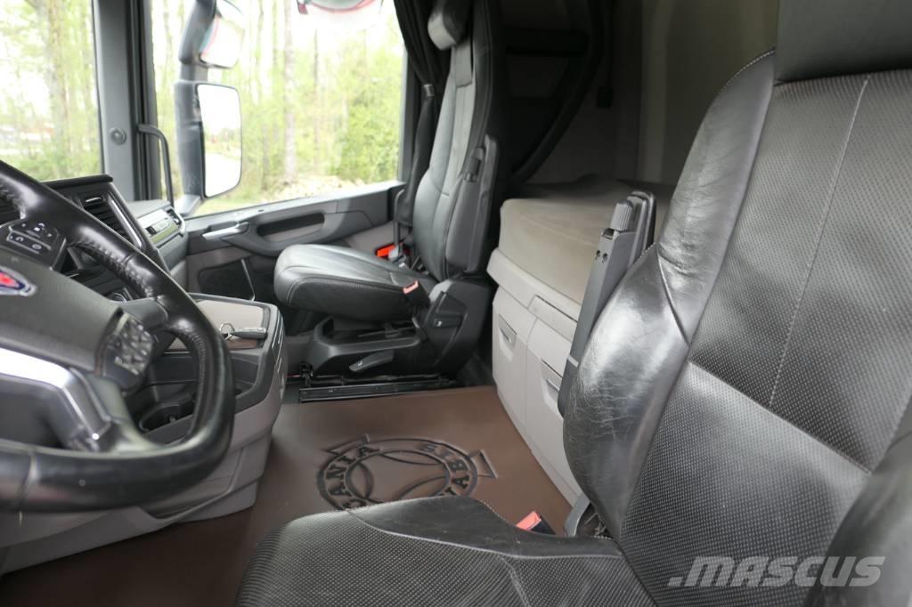 Scania R500B6x2*4NB Rol kiper kamioni s kukama za dizanje