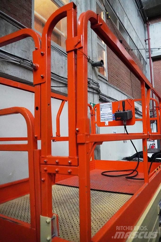 JLG 3246 ES Škaraste platforme