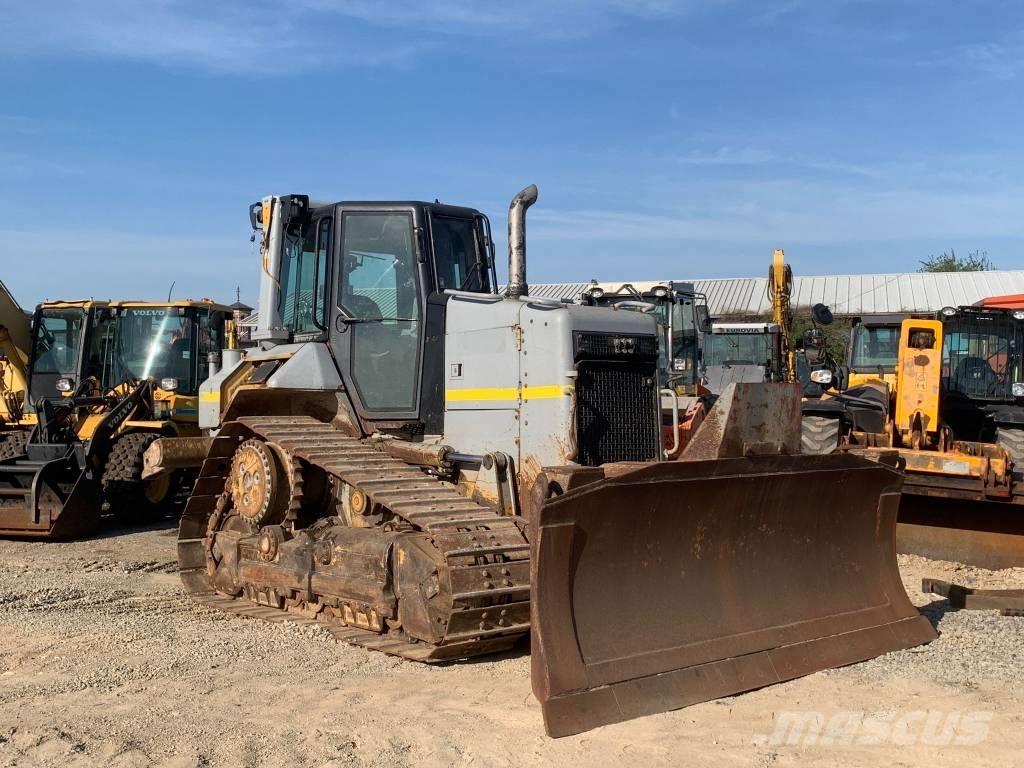 CAT D 6 N Buldožeri gusjeničari