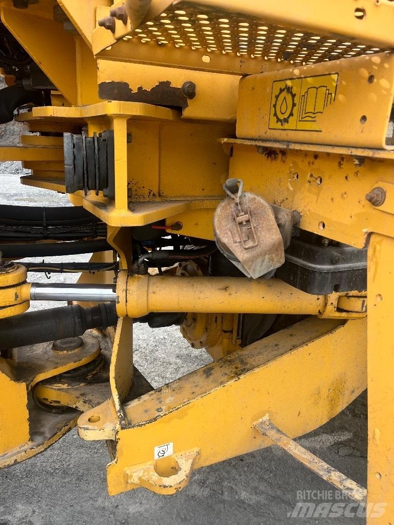 Volvo L 120 F Utovarivači na kotačima