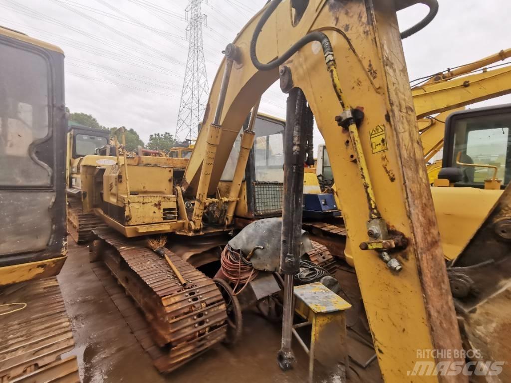 CAT E120B Bageri gusjeničari