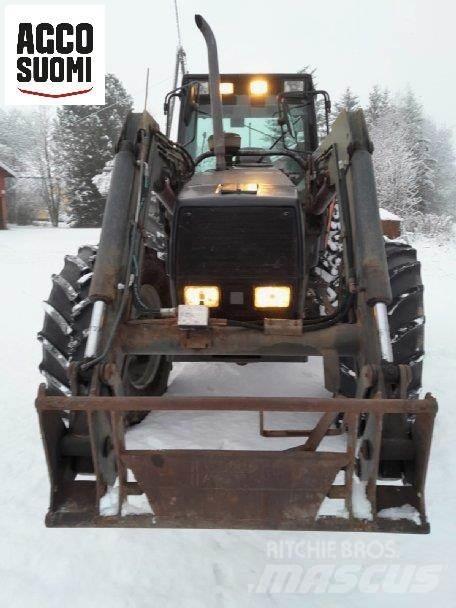 Valmet 8100 Traktori