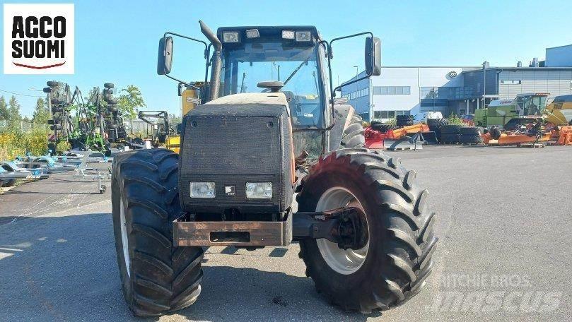 Valmet 8550 MEGA Traktori