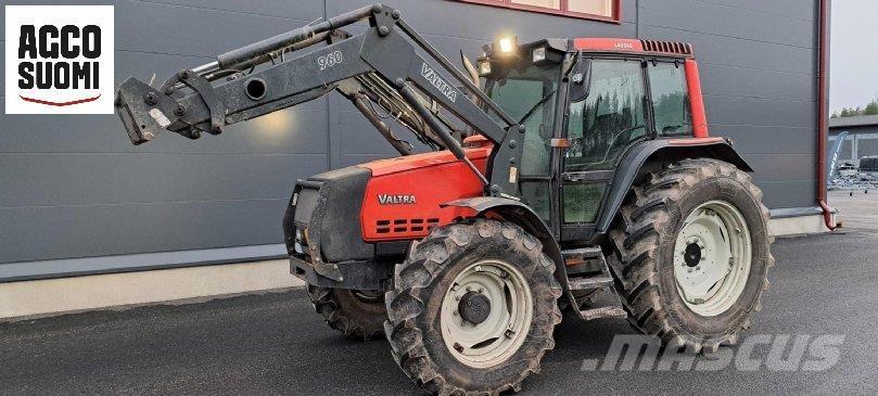 Valtra 6650 HITECH Traktori