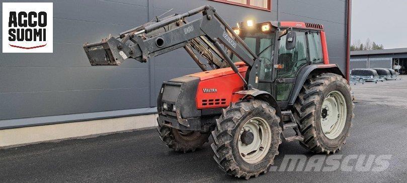 Valtra 6650 HITECH Traktori