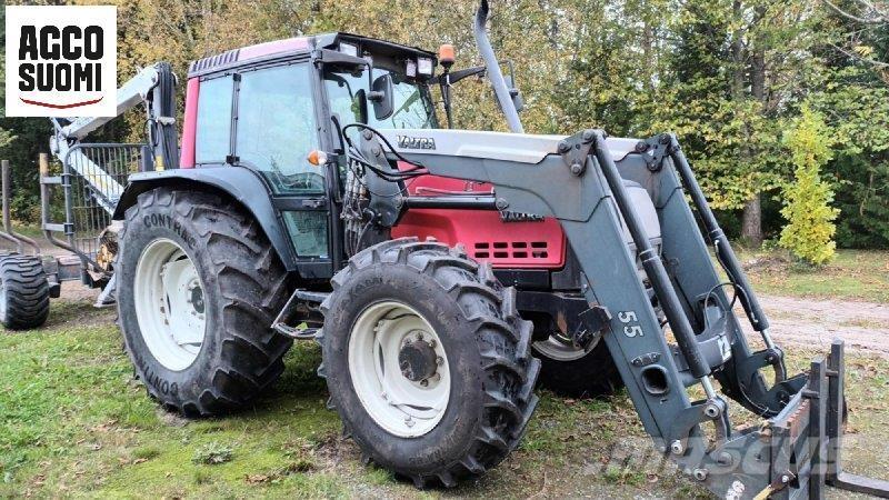 Valtra 6850 Traktori