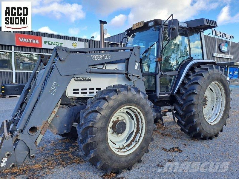 Valtra 8400 Traktori