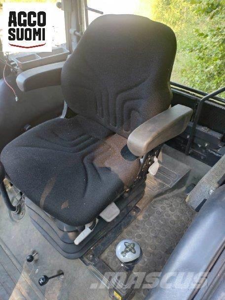 Valtra 900 Traktori