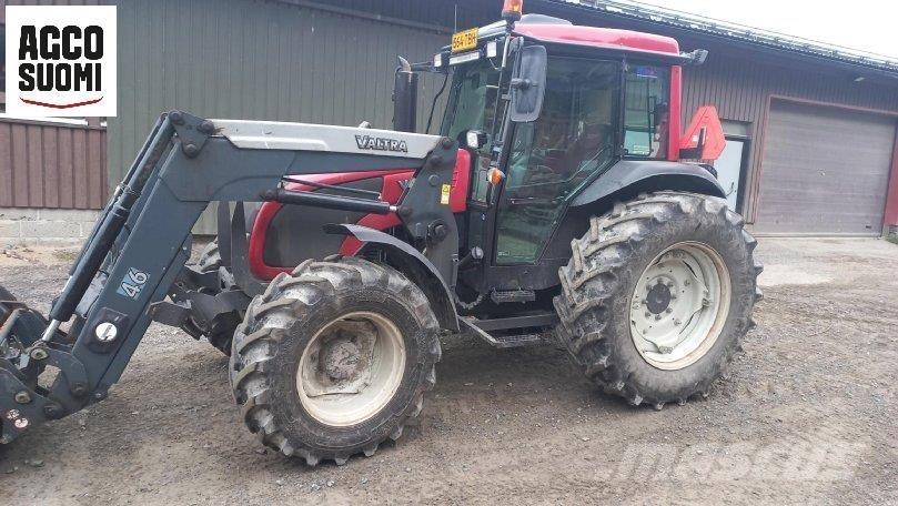 Valtra A93 Traktori