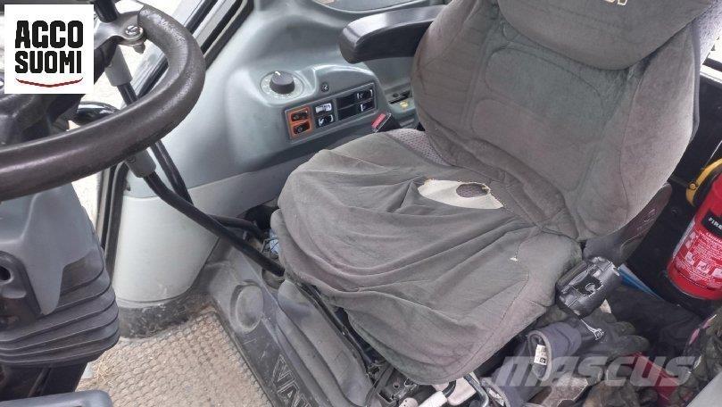 Valtra A93 Traktori