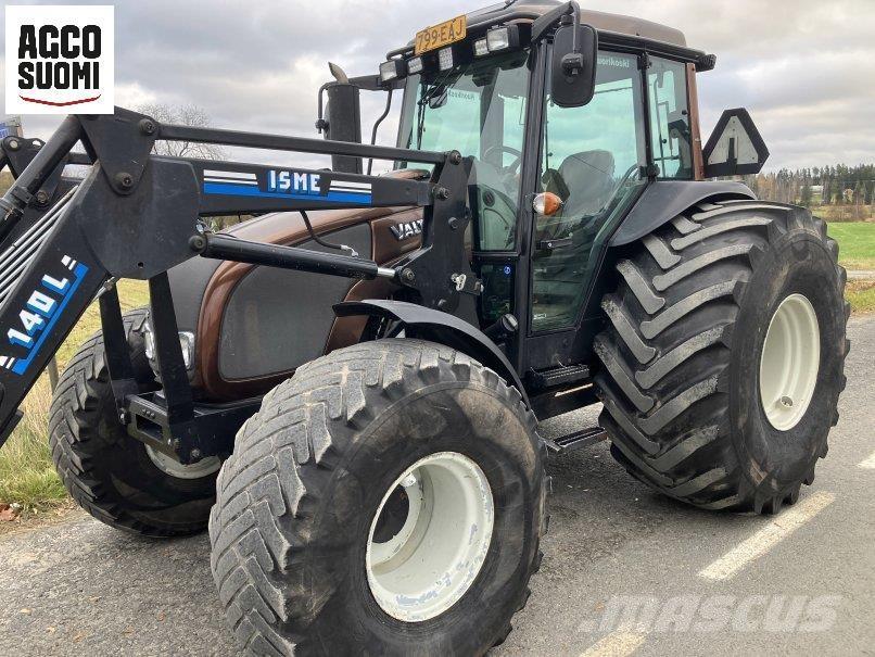 Valtra A93 HT Traktori