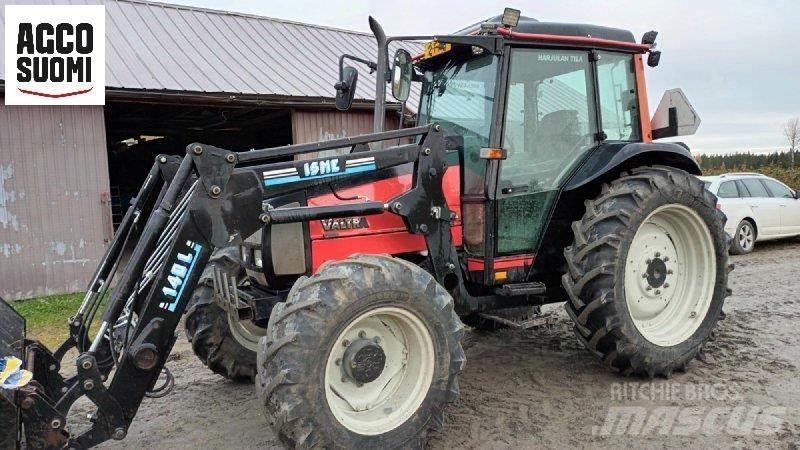 Valtra A95 Traktori