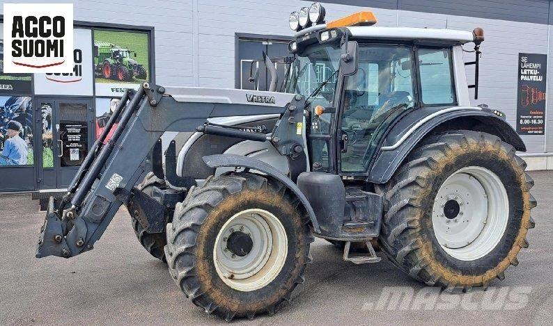 Valtra N141 A Traktori