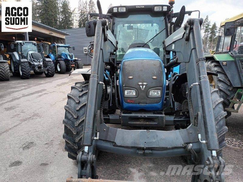 Valtra N142 D +EK Traktori
