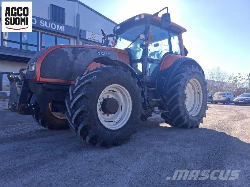 Valtra T150 Traktori