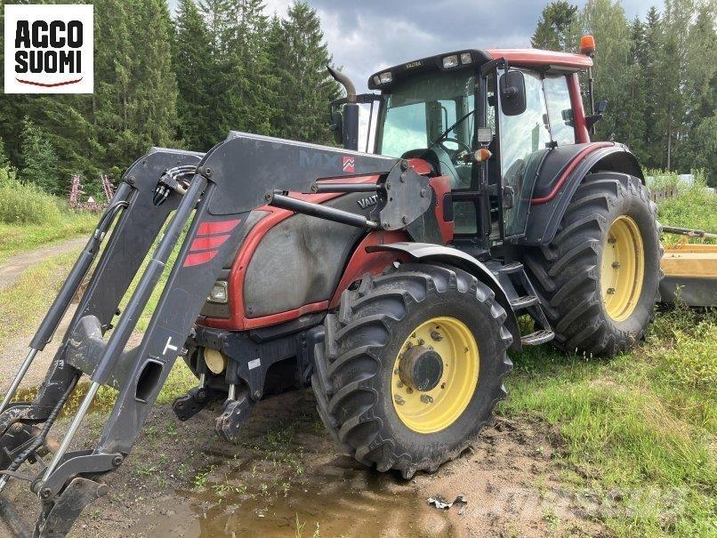 Valtra T171 Traktori