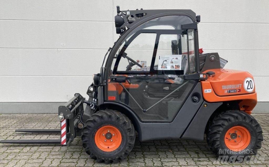 Ausa T 144 H X4 Teleskopski viličari