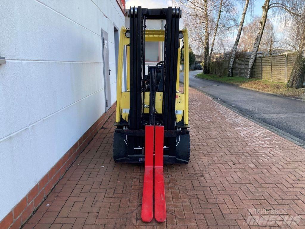 Hyster J 3.0 XN Električni viličari